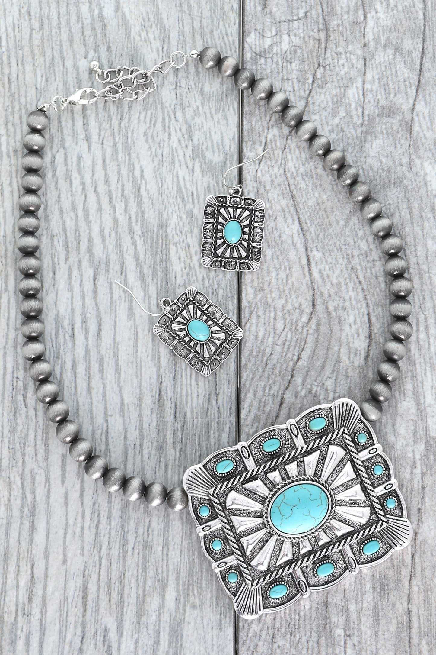 Navajo Pearl and Concho Necklace Set